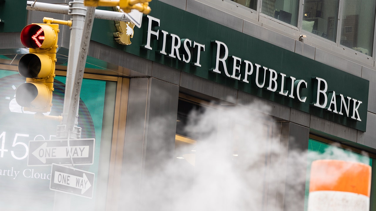 First Republic Bank to be taken over by FDIC: Report
